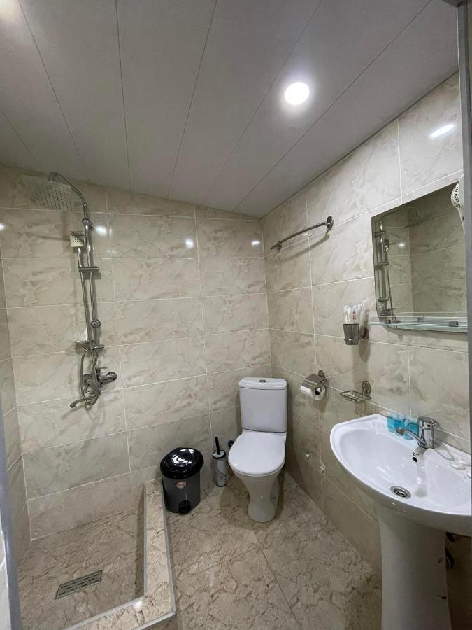 קזבגי Hotel Shina מראה חיצוני תמונה