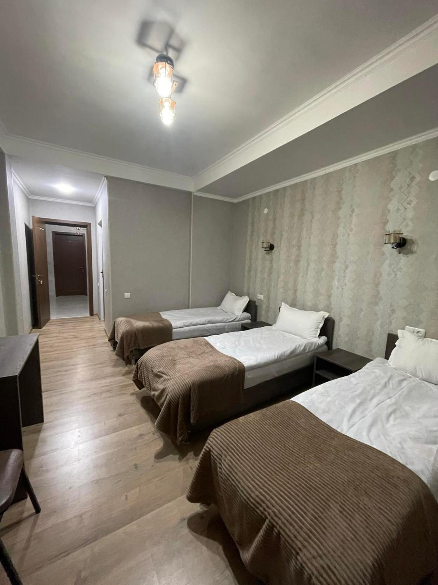 קזבגי Hotel Shina מראה חיצוני תמונה