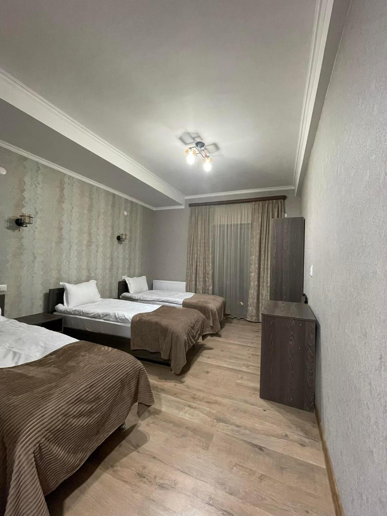 קזבגי Hotel Shina מראה חיצוני תמונה